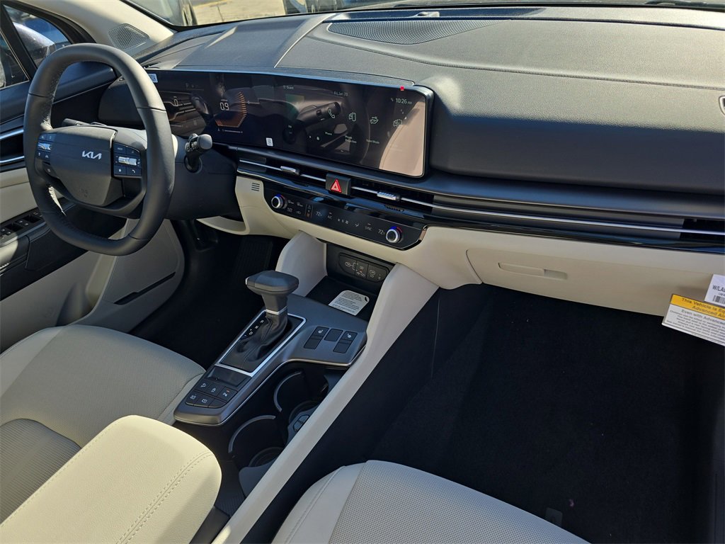 New 2026 Kia Sportage EX image 11