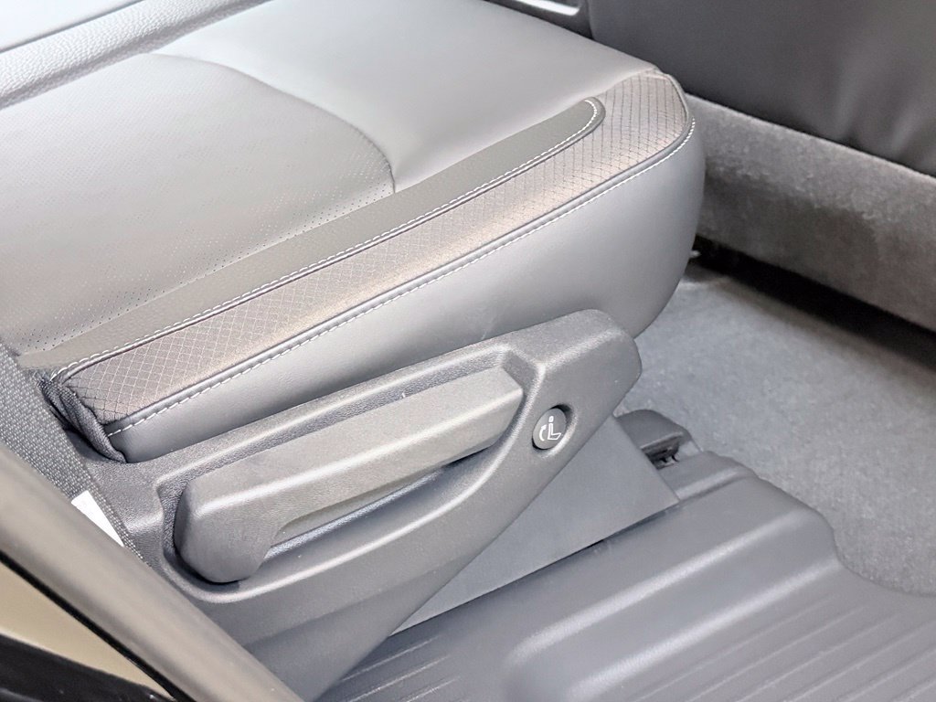 New 2026 Nissan Pathfinder SL AWD/4WD image 33