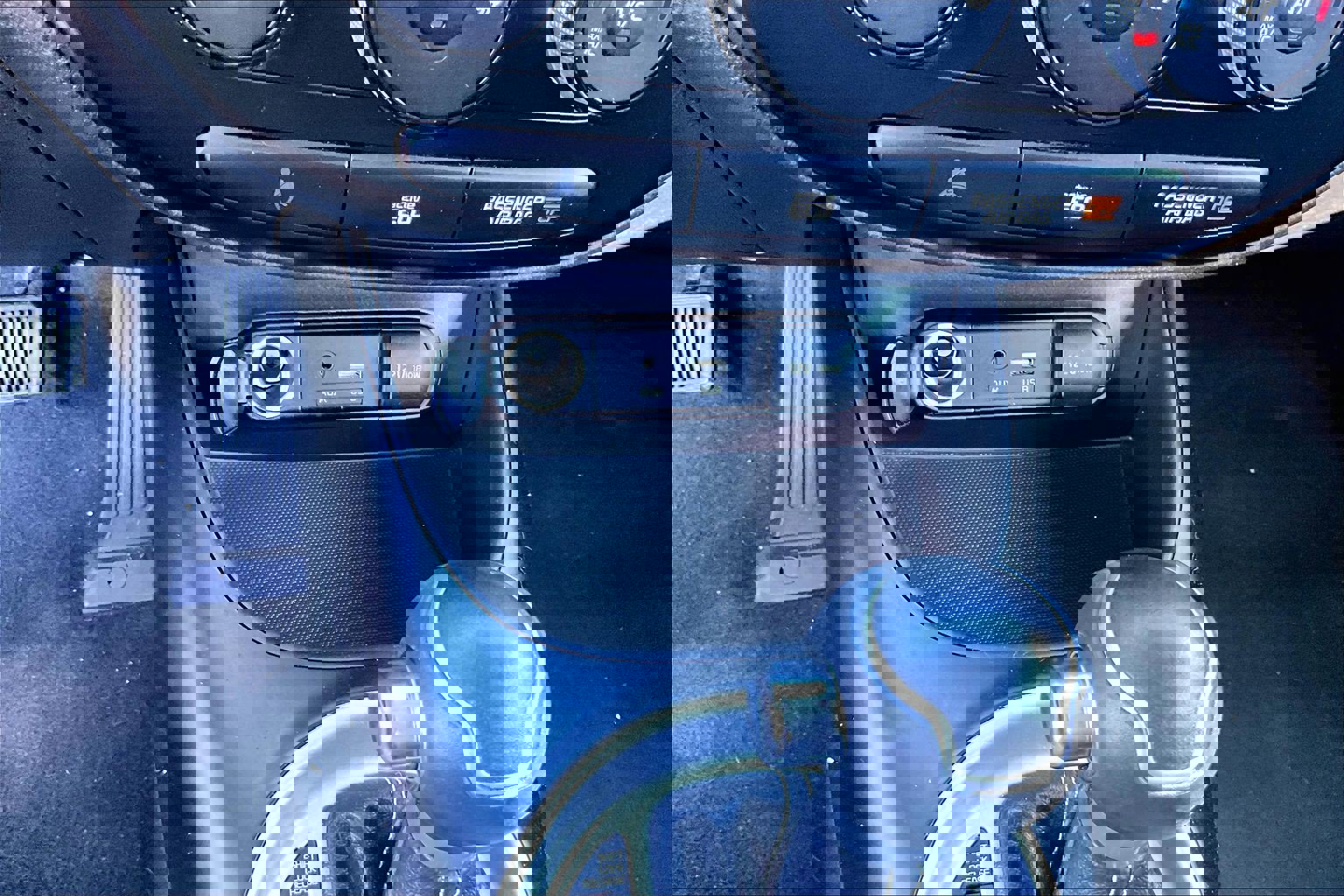 Used 2016 Kia Soul + image 22