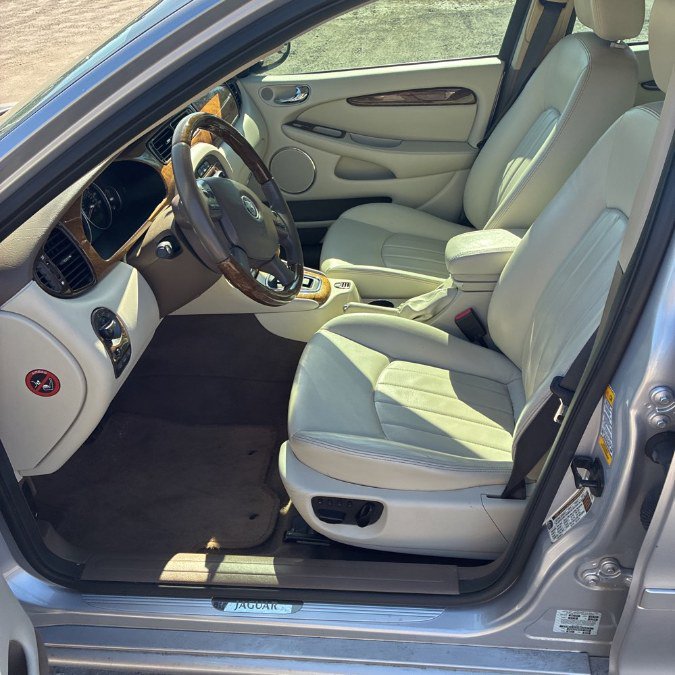 Used 2005 Jaguar X-TYPE 3.0 image 8