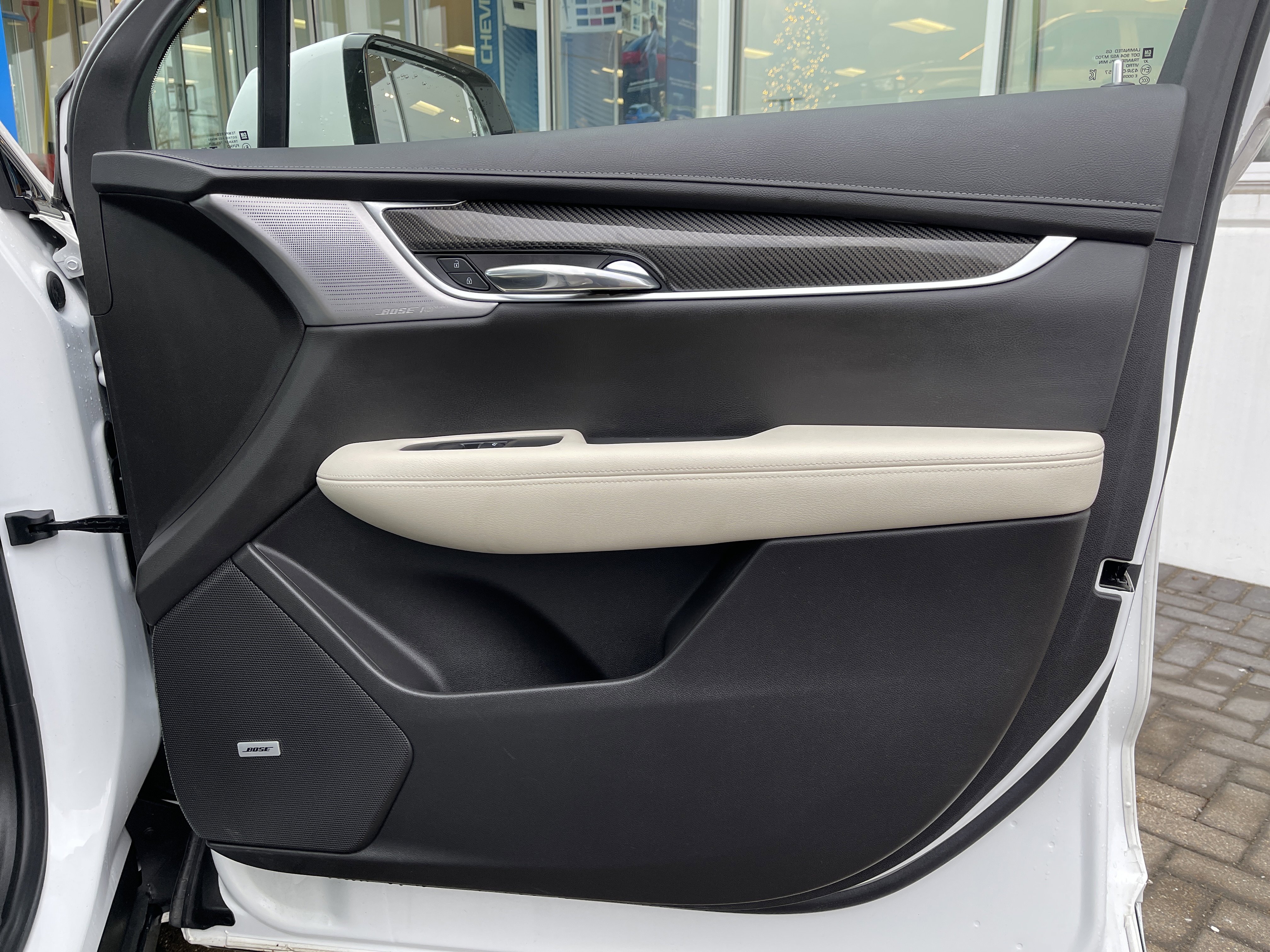 Used 2023 Cadillac XT6 Sport image 38