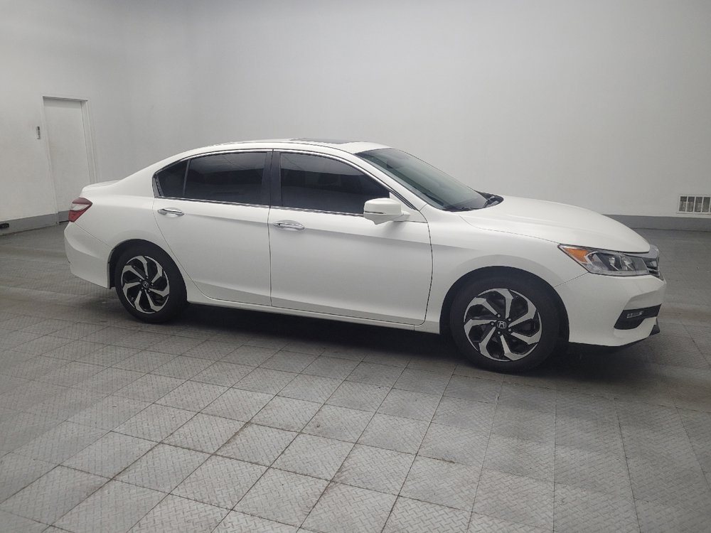 Used 2017 Honda Accord EX-L image 11