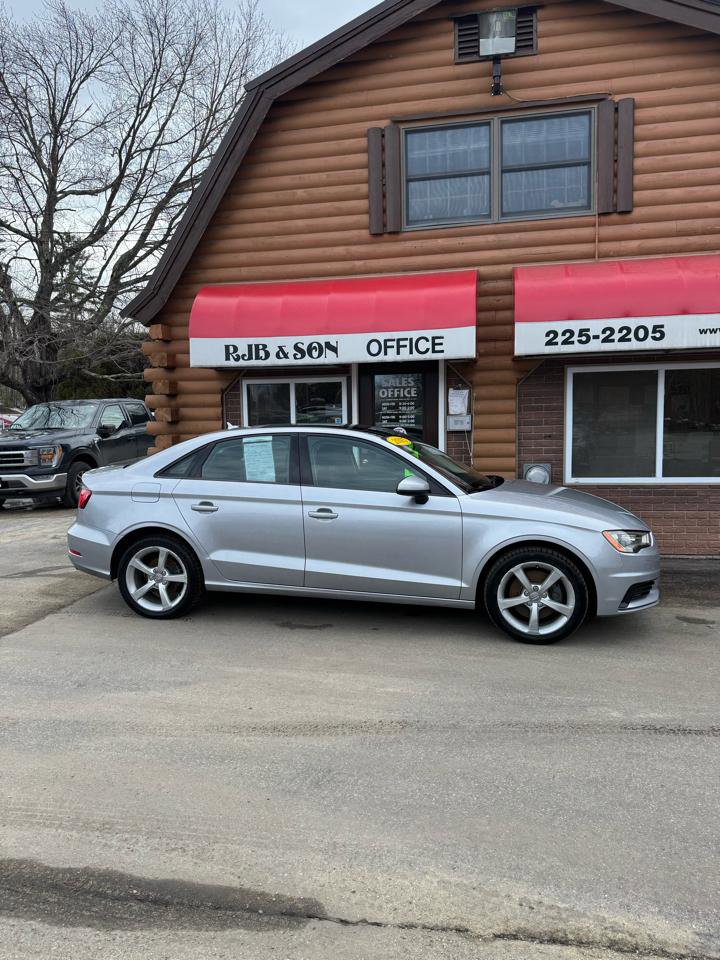 Used 2015 Audi A3 2.0T Premium w/ Cold Weather Package image 2