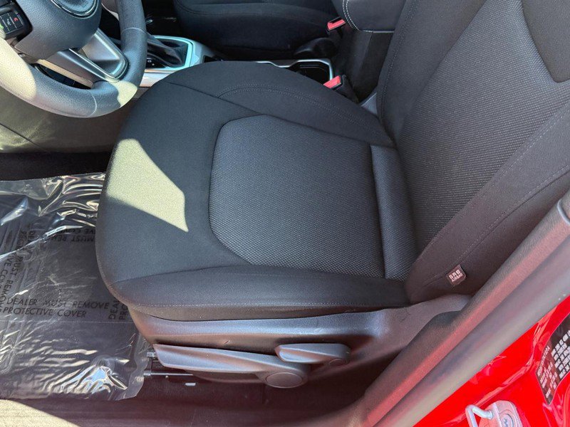 Used 2022 Jeep Renegade Sport image 17