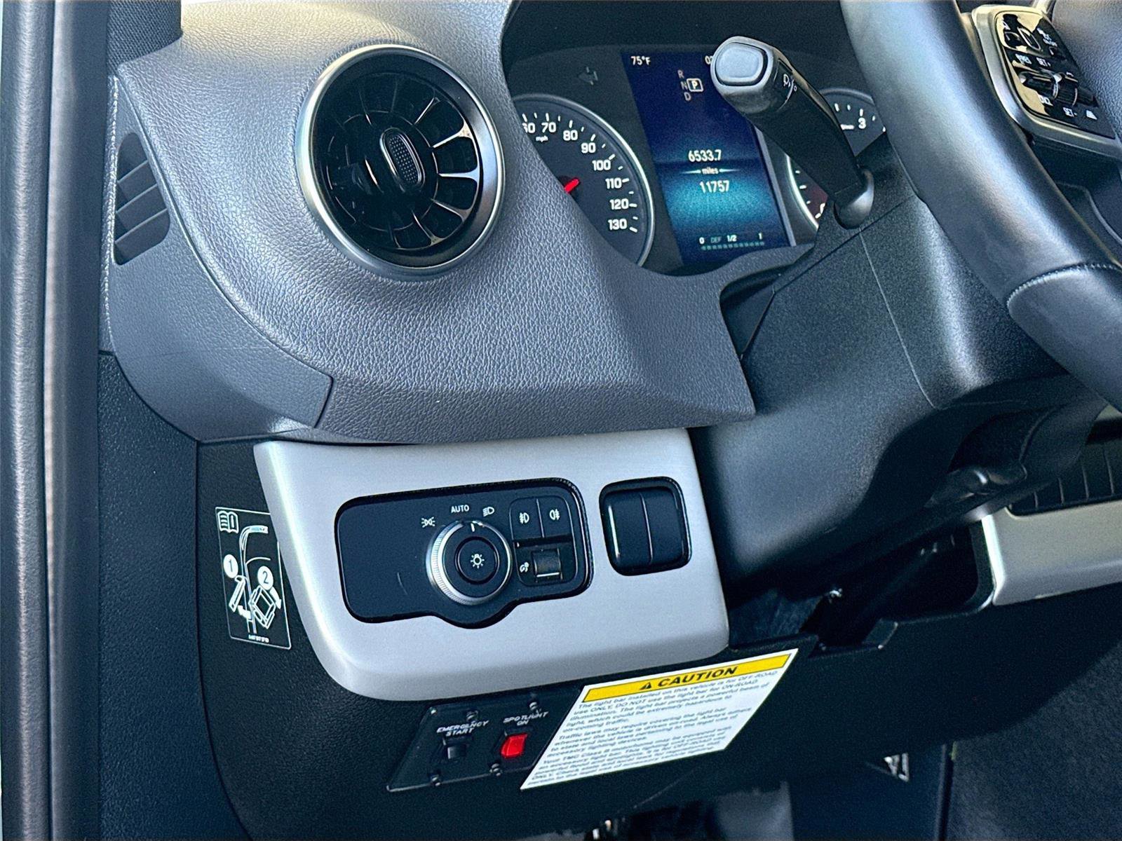 Used 2023 Mercedes-Benz Sprinter 2500 image 10