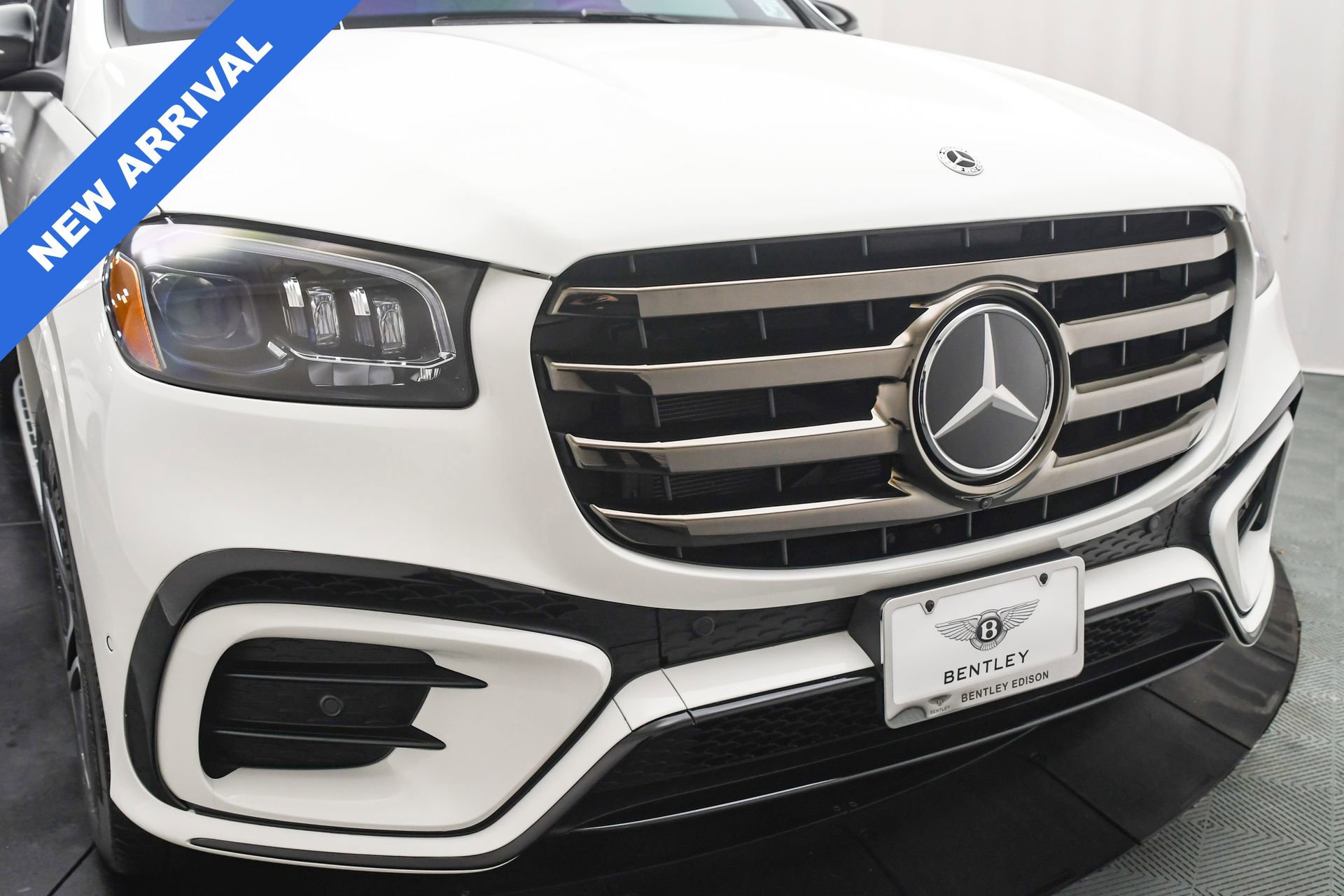 Used 2025 Mercedes-Benz GLS 450 4MATIC image 27