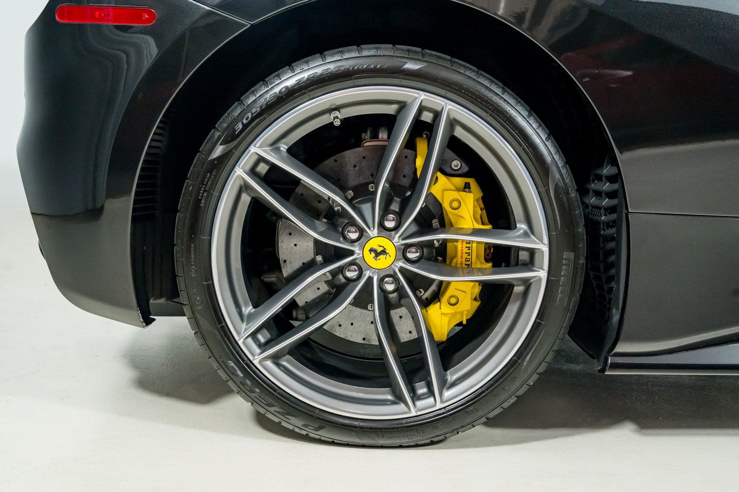 Certified 2017 Ferrari 488 Spider RWD image 25