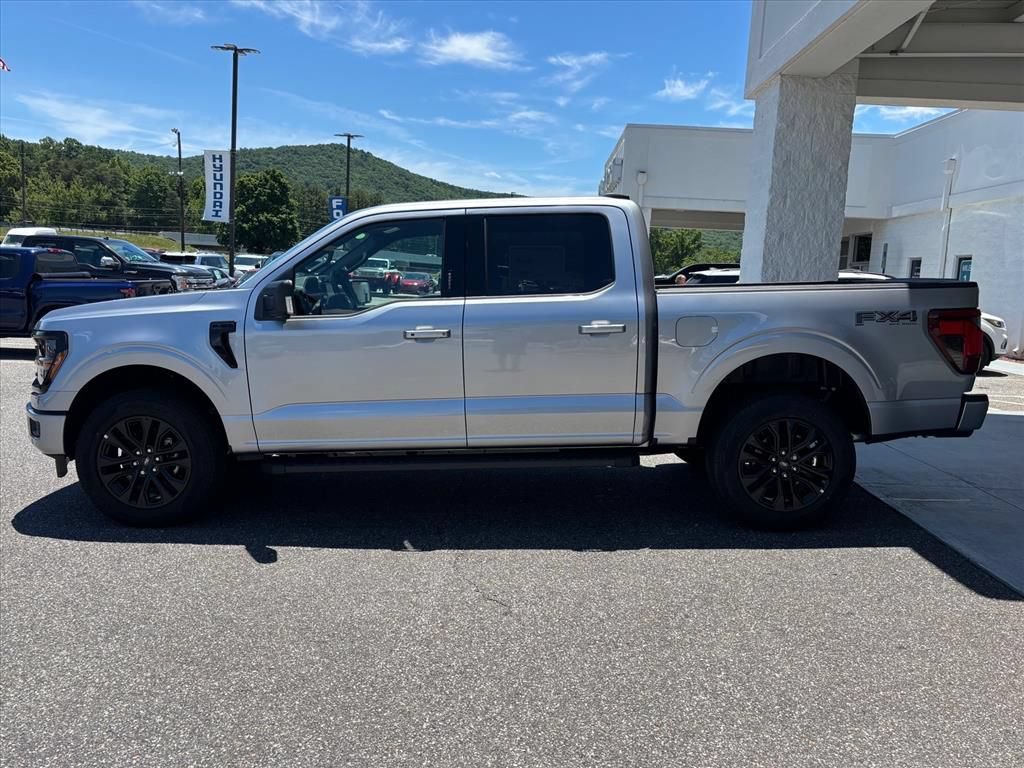 New 2026 Ford F150 XLT w/ Equipment Group 302A MID AWD/4WD image 24