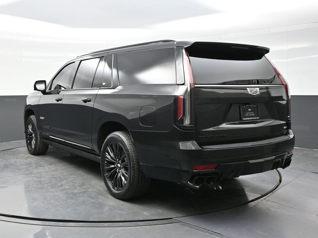 Certified 2024 Cadillac Escalade ESV V w/ LPO, ONYX Package AWD/4WD image 5
