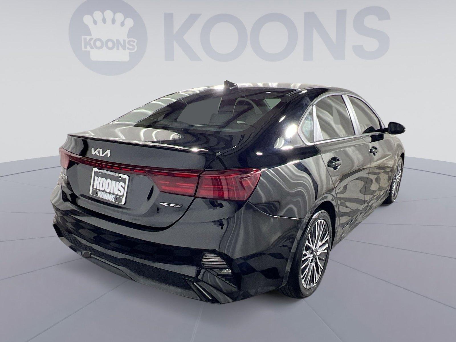 Used 2022 Kia Forte GT-Line w/ GT-Line Technology Package image 7