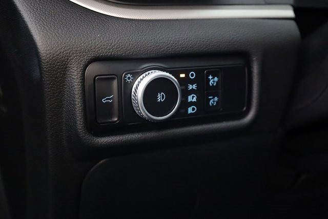 Used 2023 Ford Explorer XLT w/ Equipment Group 202A image 12