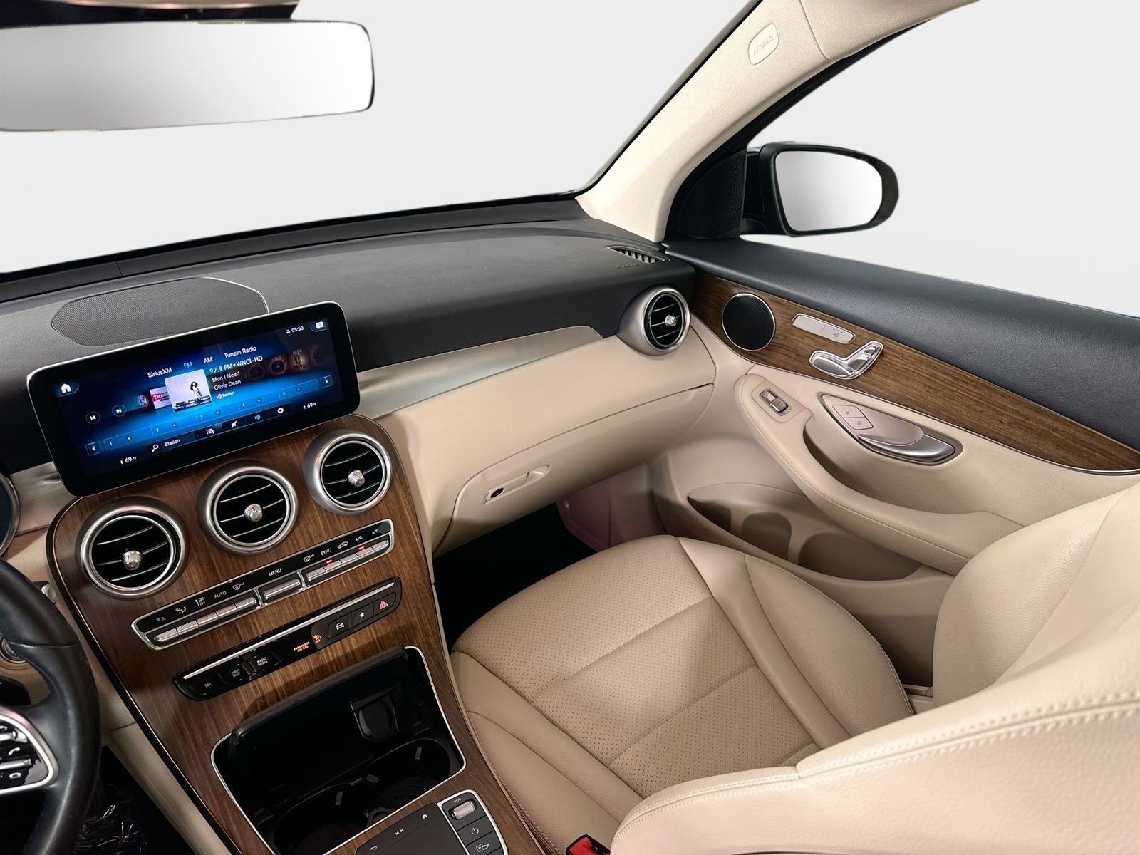 Certified 2022 Mercedes-Benz GLC 300 4MATIC image 30