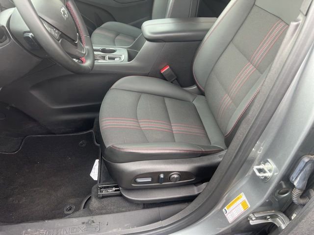 Used 2023 Chevrolet Equinox RS w/ LPO, Cargo Package AWD/4WD image 7