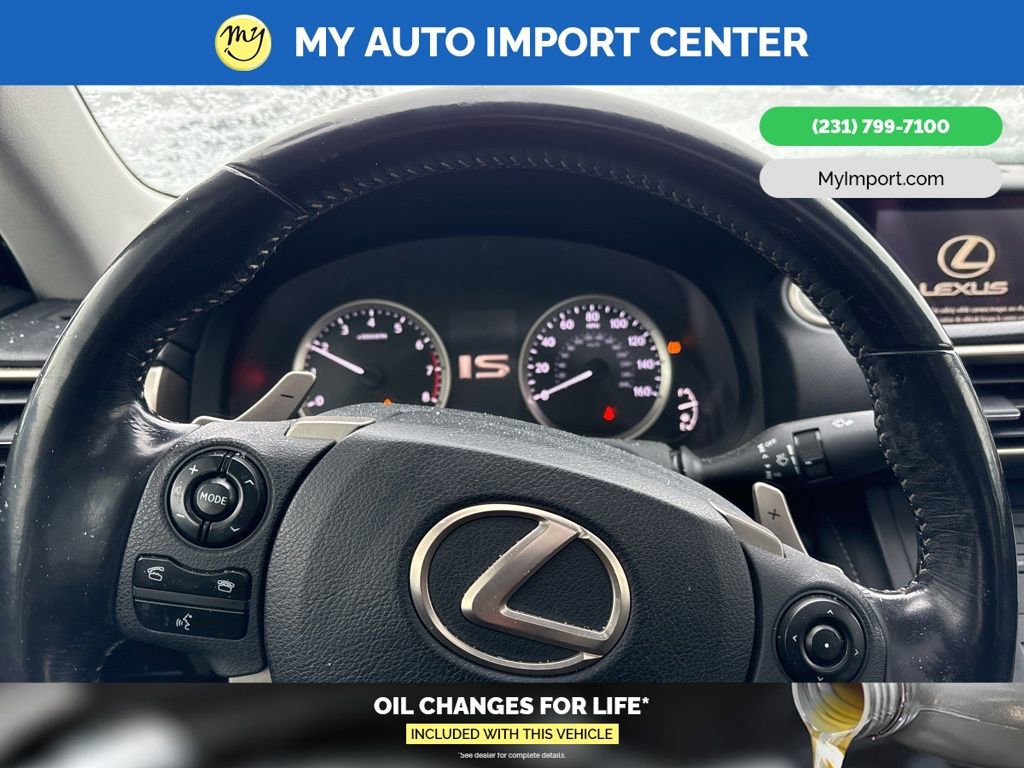 Used 2016 Lexus IS 300 AWD image 9