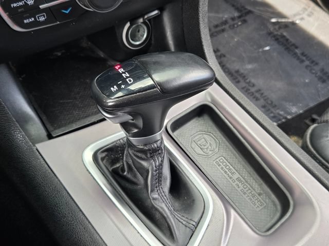 Used 2022 Dodge Charger SXT w/ Leather Interior Group RWD image 19