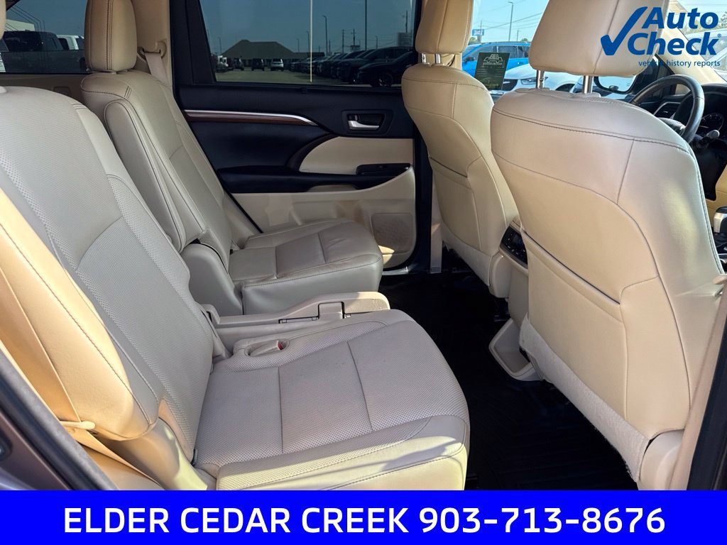 Used 2017 Toyota Highlander Limited FWD image 29