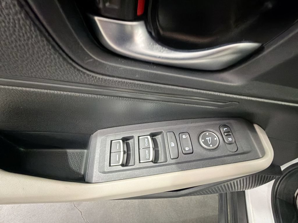 Used 2023 Honda Accord LX image 21