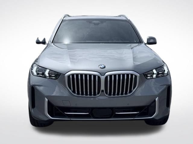 New 2026 BMW X5 xDrive40i w/ Premium Package AWD/4WD image 2