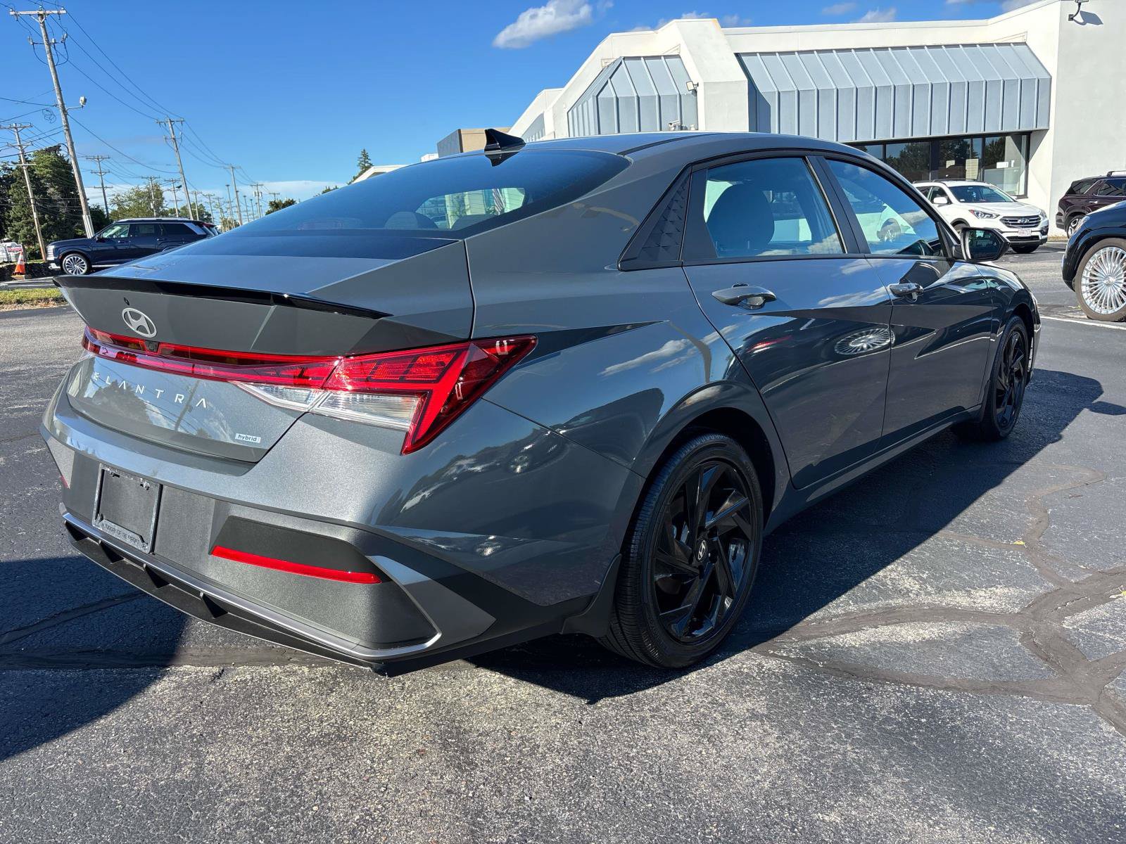 Used 2026 Hyundai Elantra SEL FWD image 5