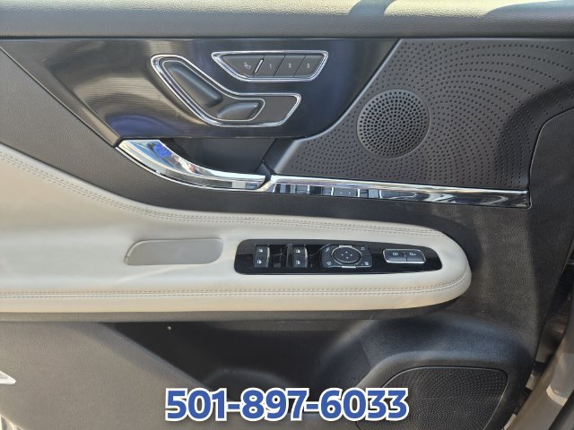 Certified 2025 Lincoln Corsair Reserve w/ Jet Appearance Package FWD image 31