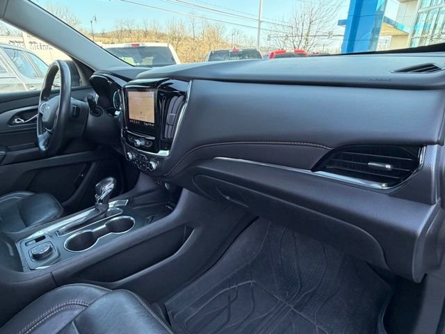 Certified 2021 Chevrolet Traverse Premier w/ Redline Edition image 40