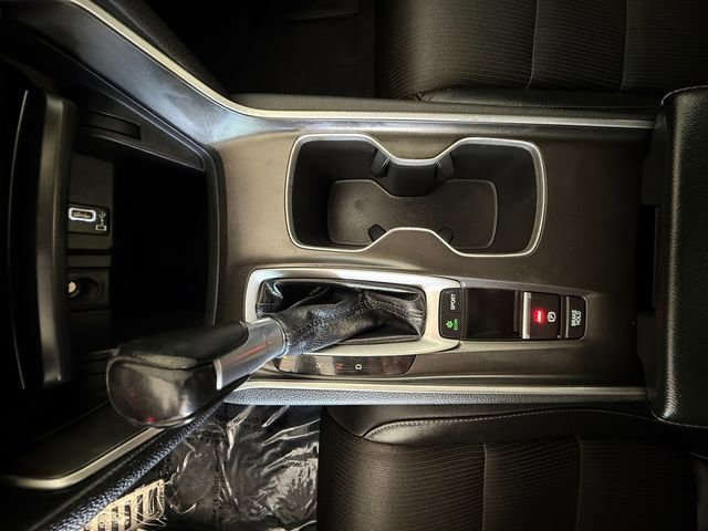 Used 2018 Honda Accord Sport image 22