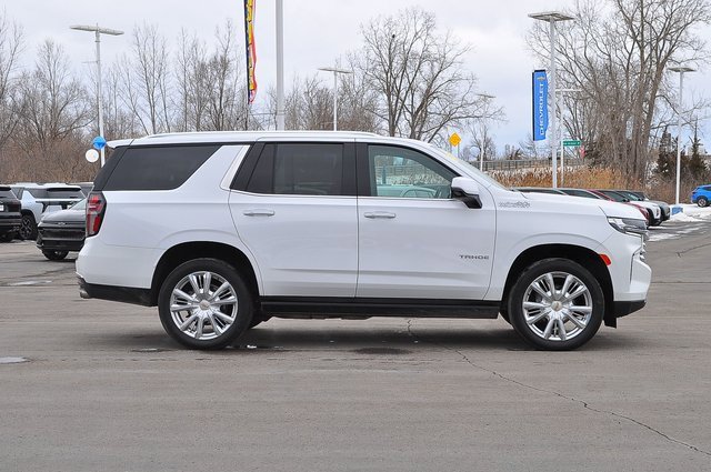 Used 2023 Chevrolet Tahoe High Country image 2