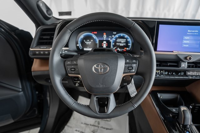 New 2025 Toyota Crown Signia w/ Advanced Technology Package AWD/4WD image 31