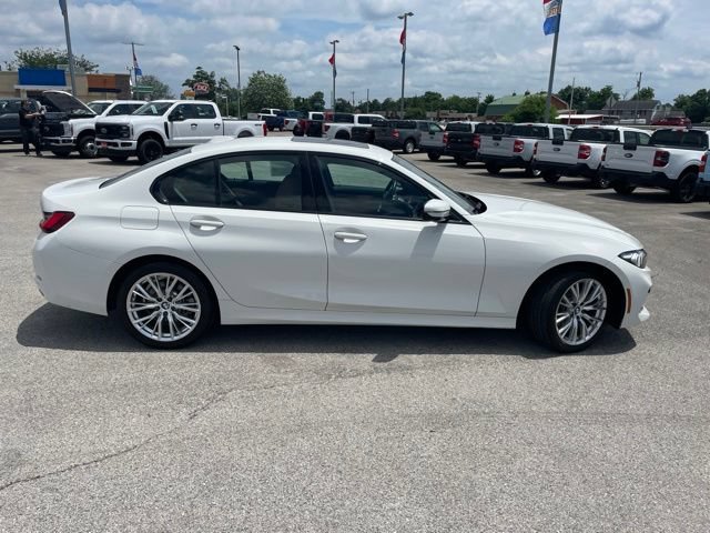 Used 2023 BMW 330i xDrive Sedan w/ Driving Assistance Package AWD/4WD image 9