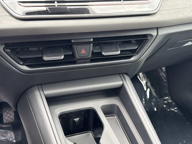 New 2026 Volkswagen Tiguan SE FWD image 13