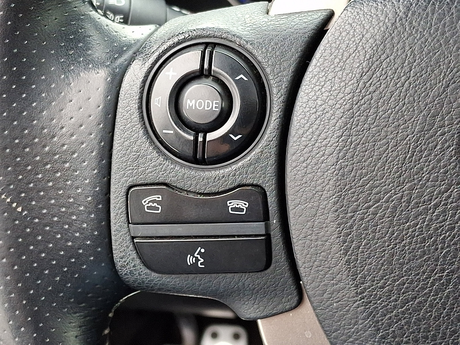 Used 2015 Lexus CT 200h image 23