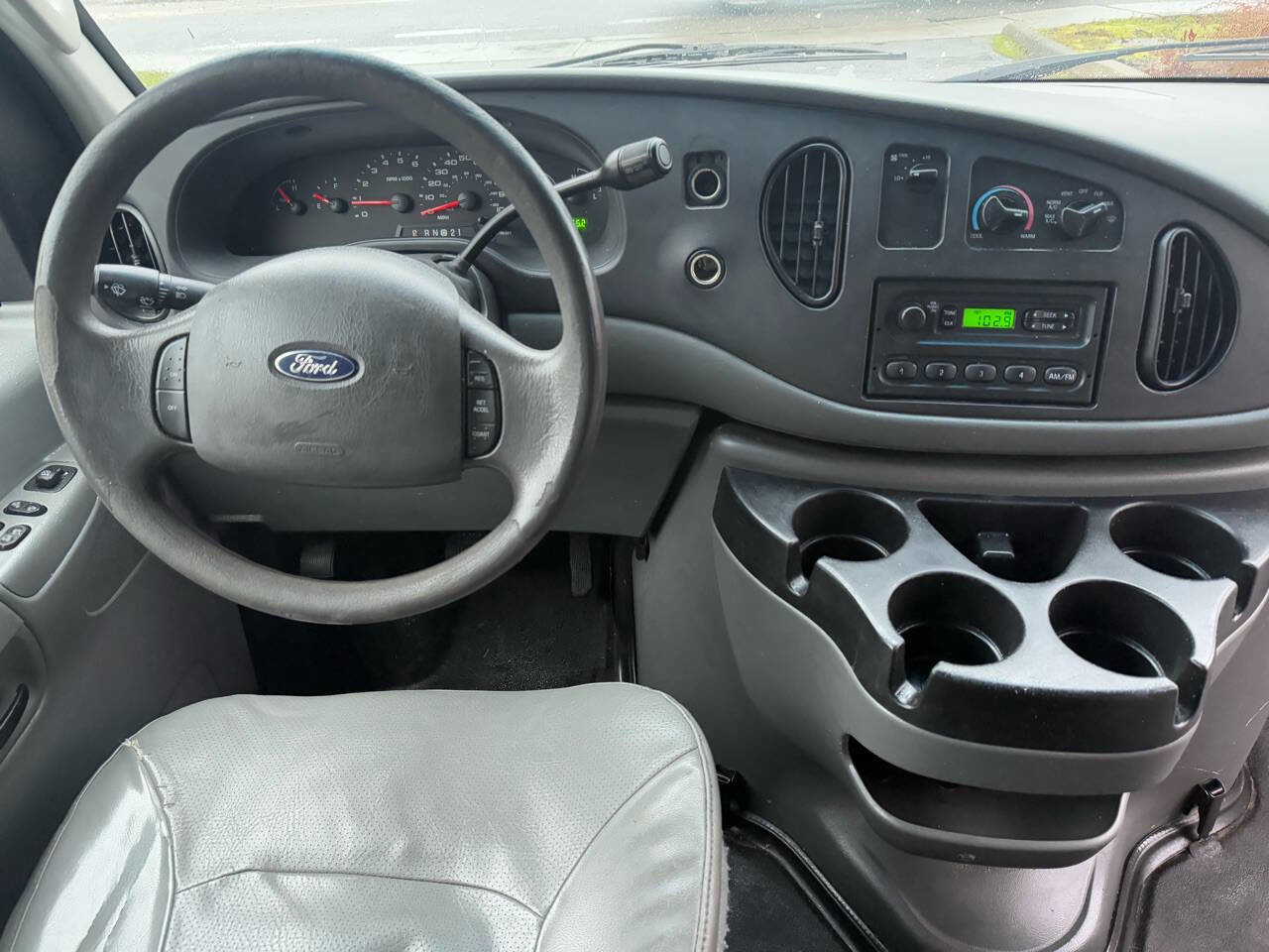 Used 2008 Ford E-150 and Econoline 150 image 20