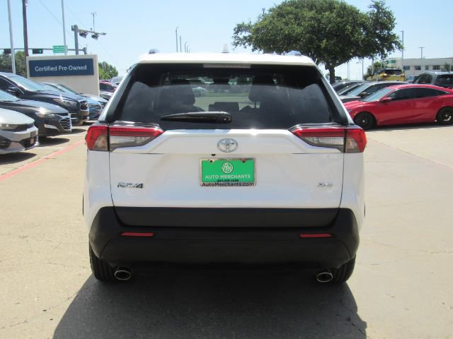 Used 2025 Toyota RAV4 XLE image 8