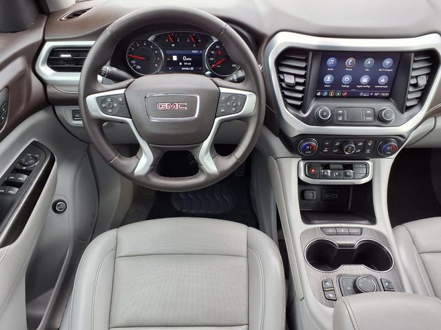 Used 2023 GMC Acadia SLT image 6