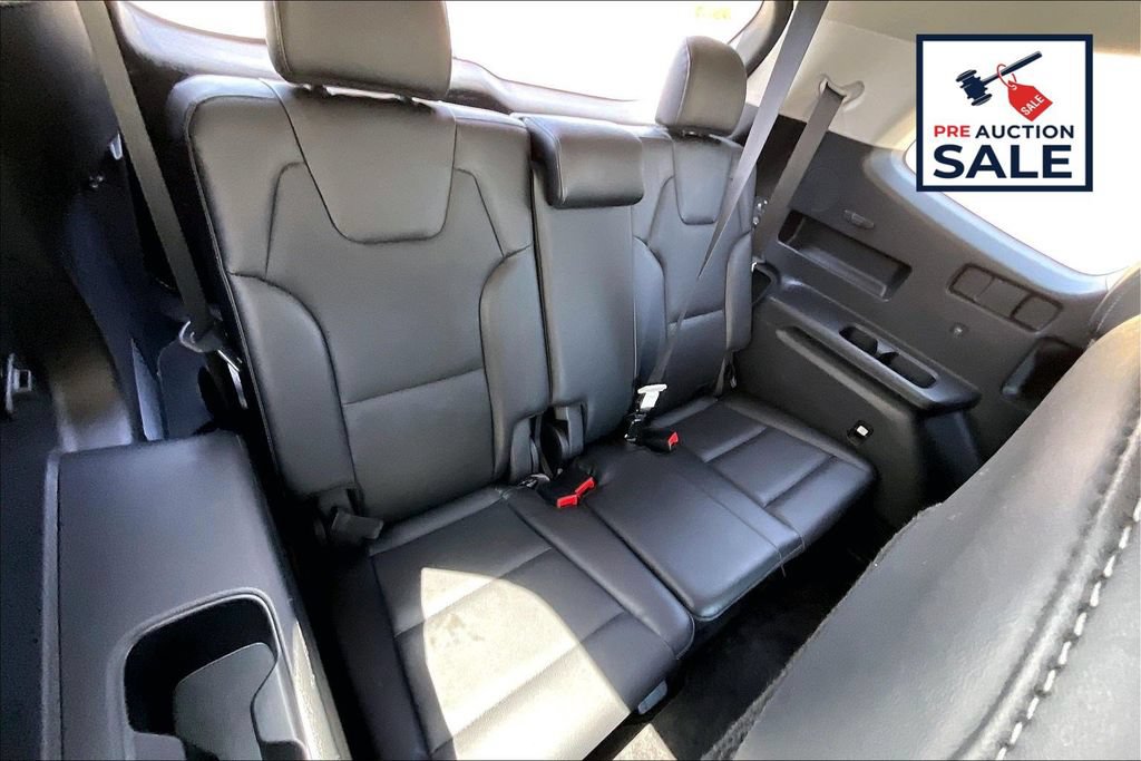 Used 2025 Kia Telluride S AWD/4WD image 28