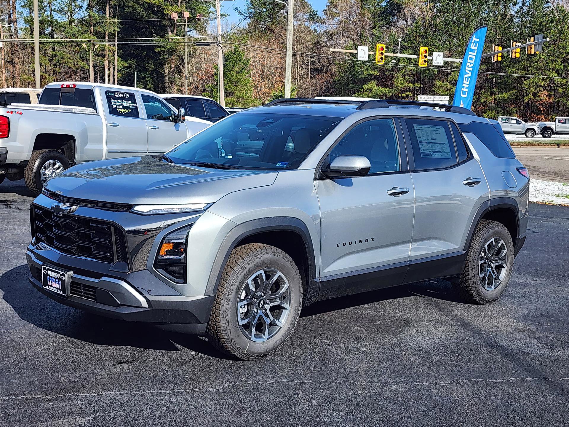 New 2026 Chevrolet Equinox ACTIV image 2