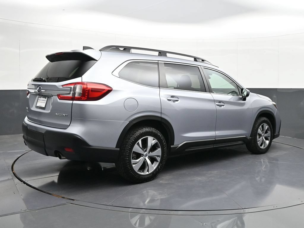 Used 2024 Subaru Ascent Premium w/ Convenience Package AWD/4WD image 5