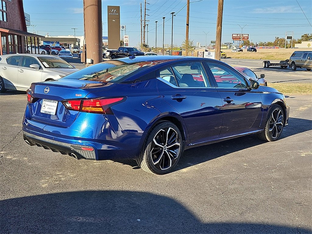 Used 2024 Nissan Altima 2.5 SR image 8