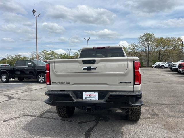 New 2026 Chevrolet Silverado 2500 ZR2 w/ LPO, Dark Essentials Package AWD/4WD image 4