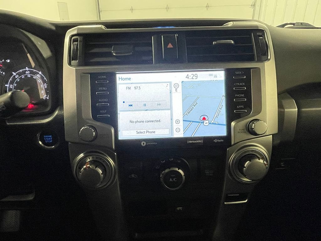 Used 2022 Toyota 4Runner SR5 Premium w/ Moonroof Package AWD/4WD image 30