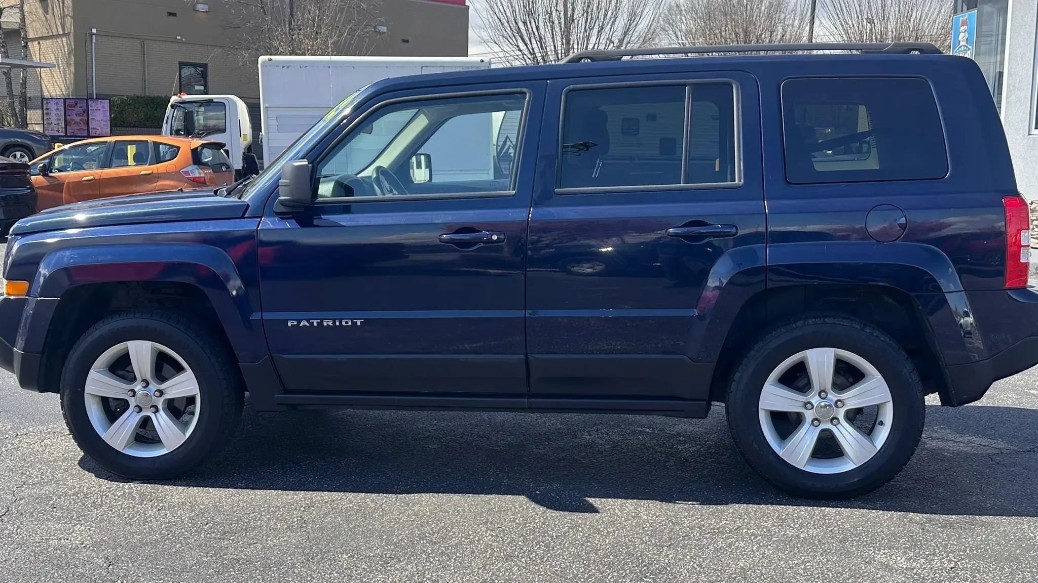 Used 2015 Jeep Patriot Sport w/ Power Value Group AWD/4WD image 8