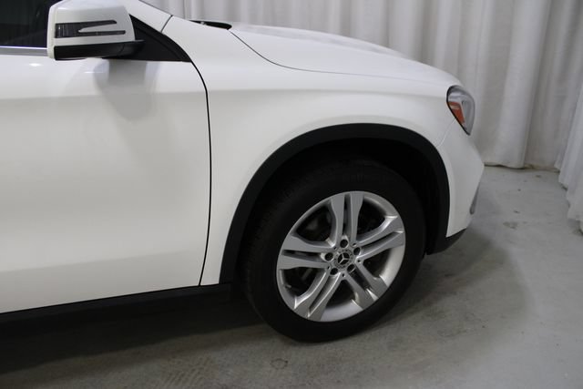 Used 2020 Mercedes-Benz GLA 250 4MATIC w/ Premium Package image 36