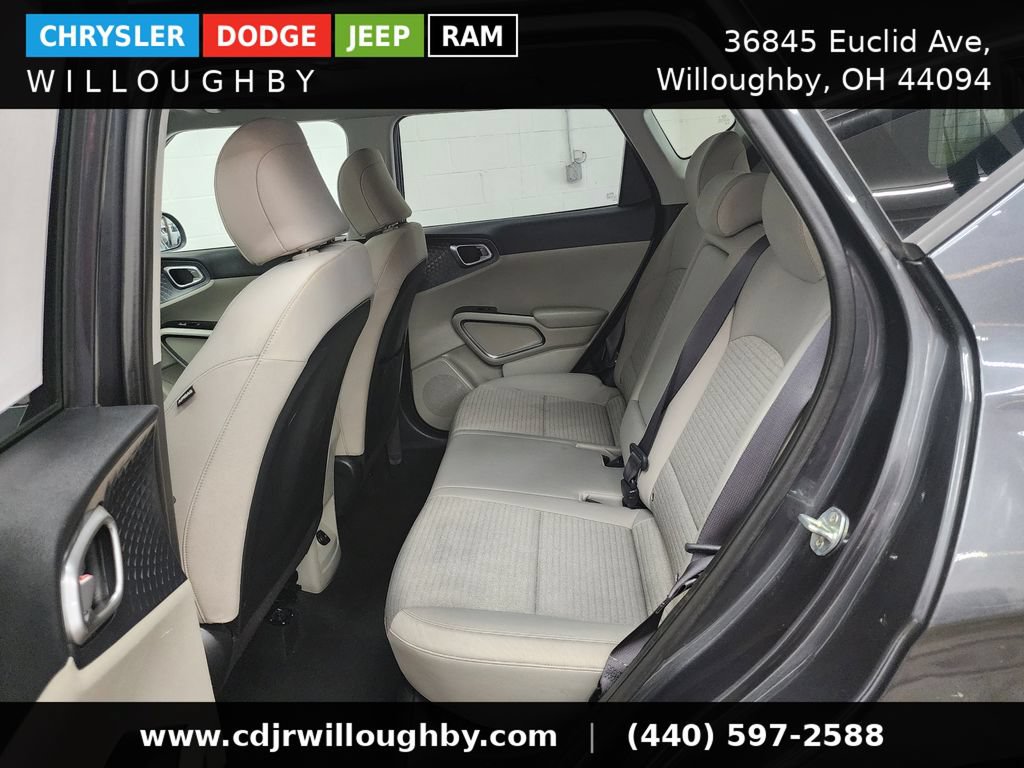 Used 2021 Kia Soul EX FWD image 29