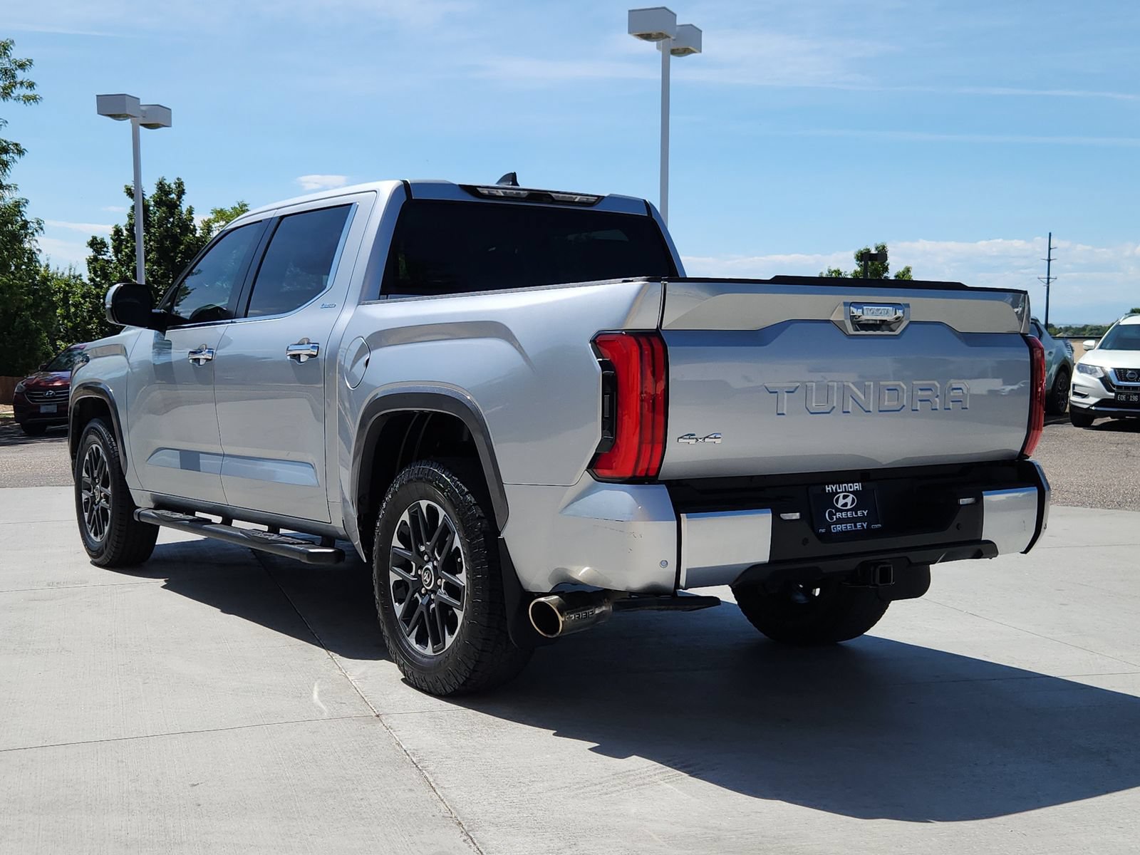 Used 2024 Toyota Tundra Limited w/ Power Package AWD/4WD image 3