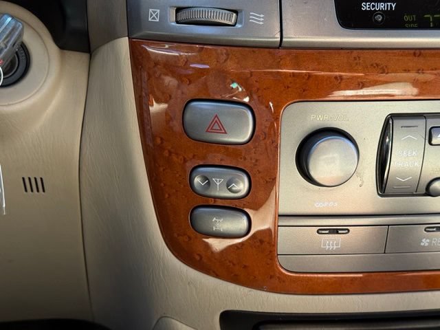Used 2005 Lexus LX 470 4WD image 13