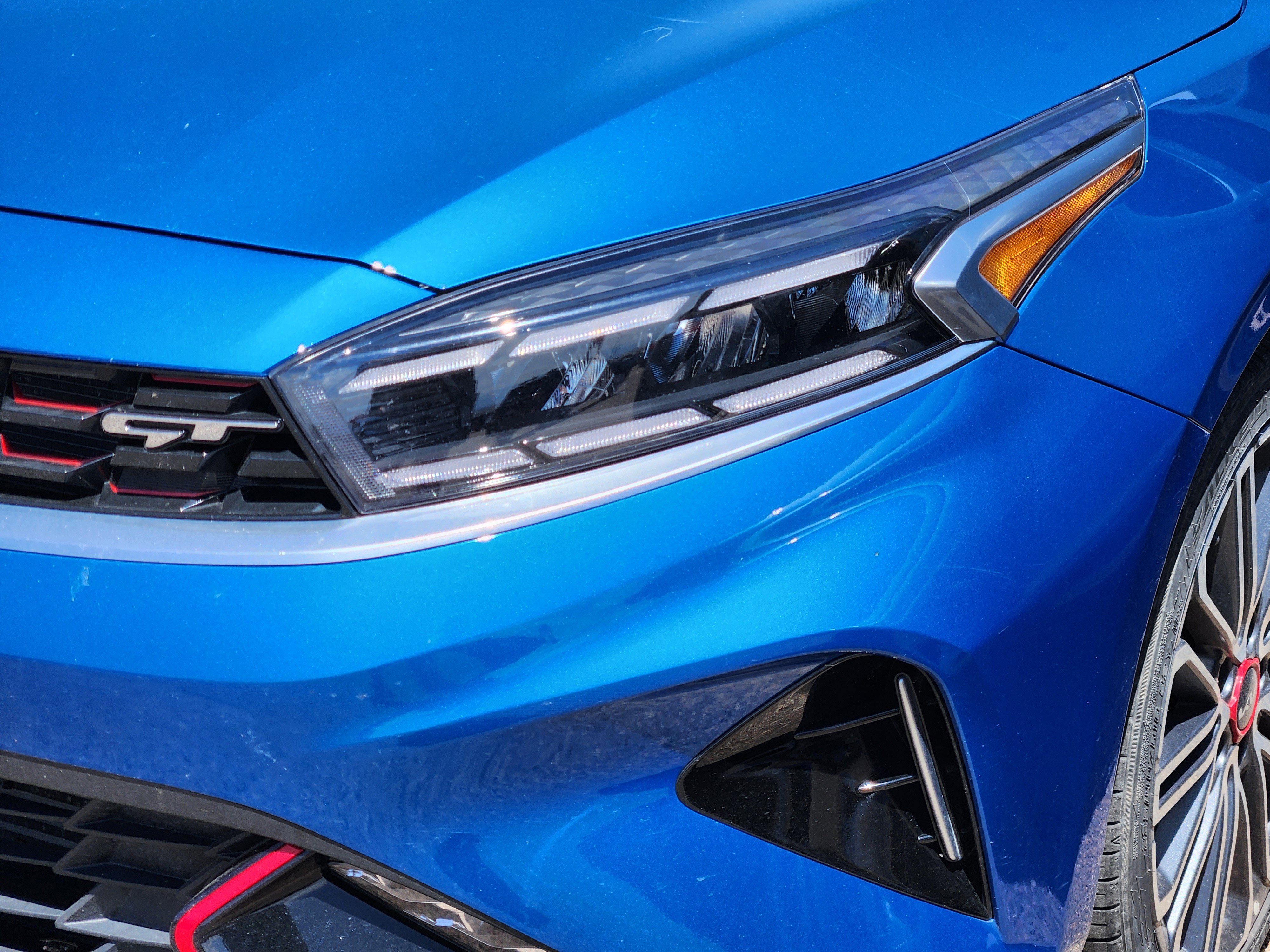 Used 2023 Kia Forte GT w/ GT2 Package FWD image 6