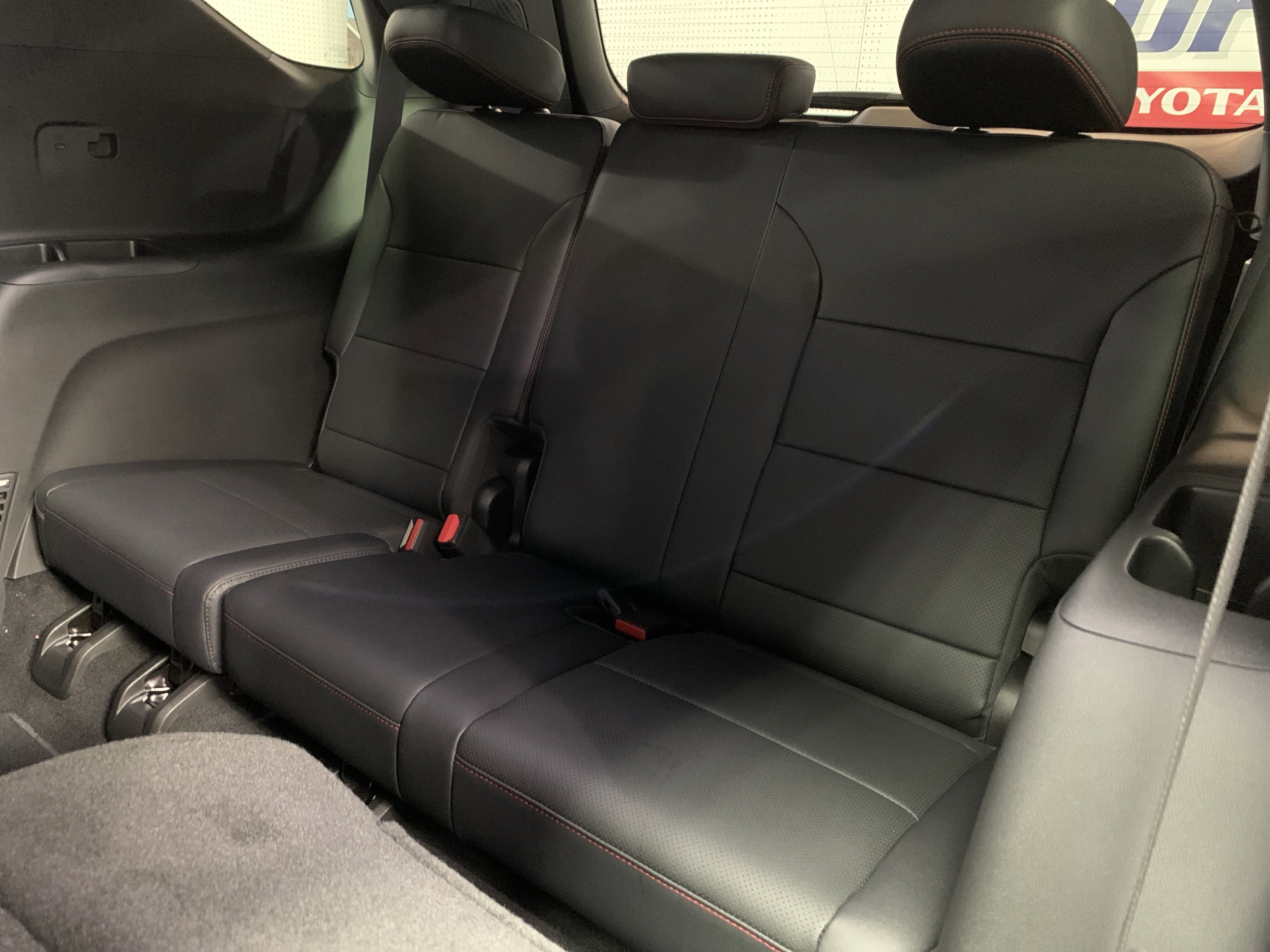 New 2026 Chevrolet Traverse Z71 image 12