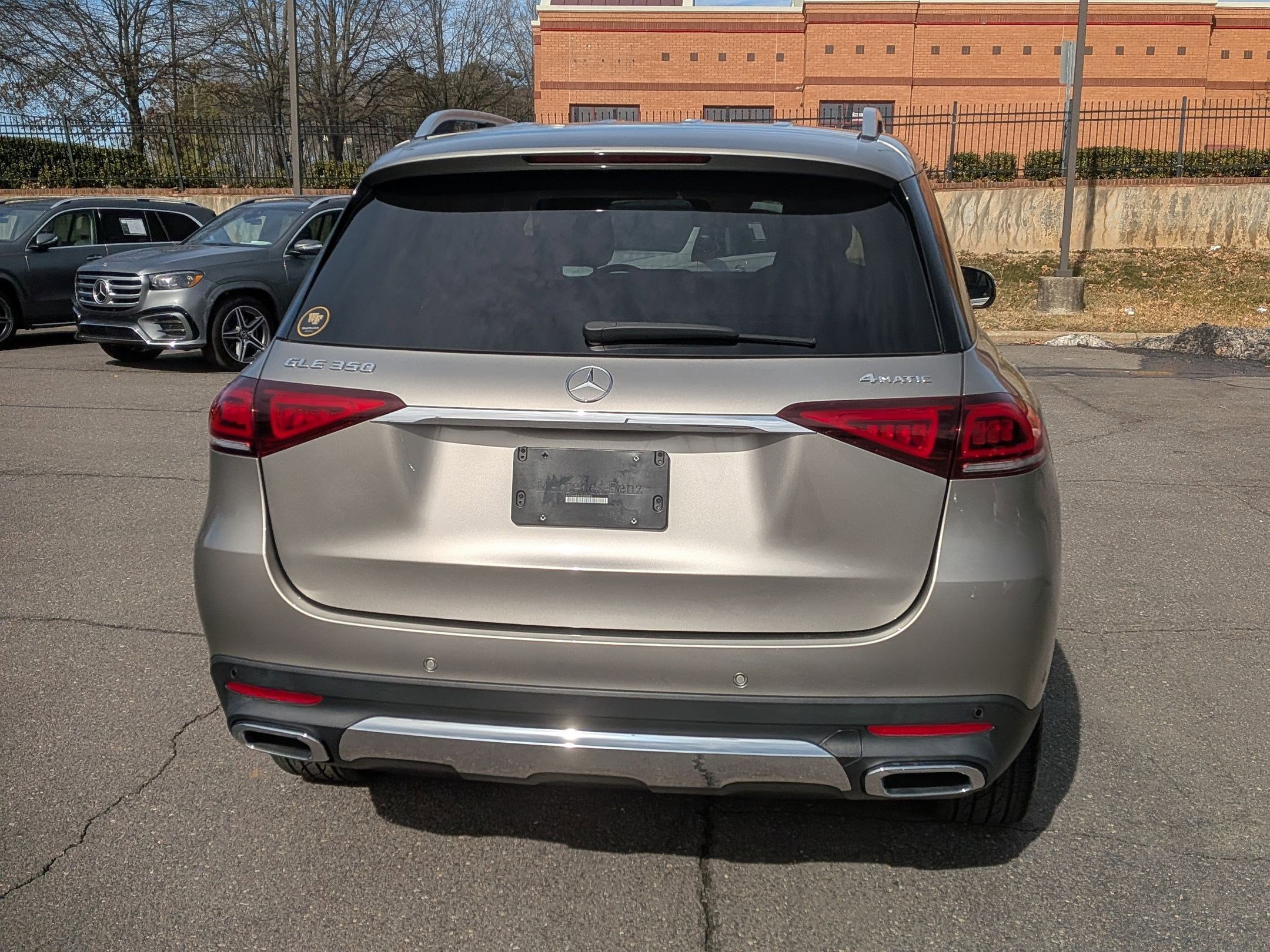 Used 2020 Mercedes-Benz GLE 350 4MATIC image 4