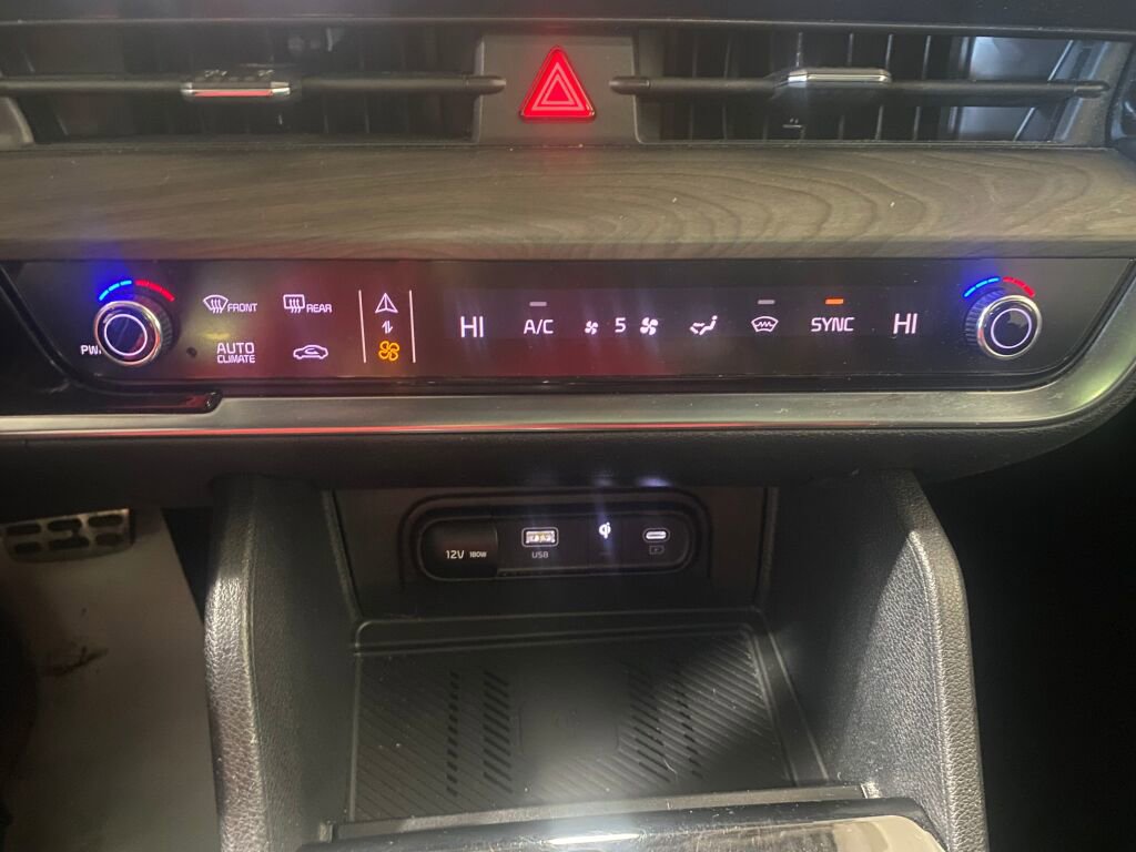 Used 2024 Kia Sportage X-Pro image 13