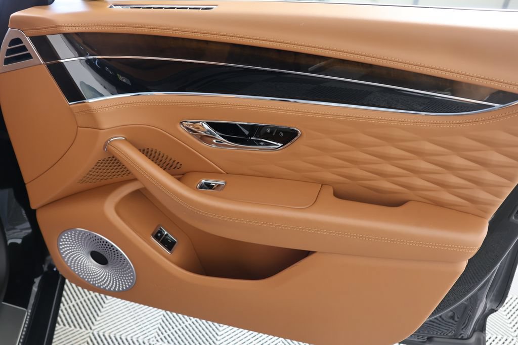 Used 2021 Bentley Flying Spur W12 w/ First Edition Specification AWD/4WD image 28